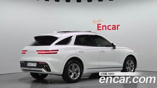 Genesis GV70 2022 — Şəkil 2/20