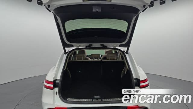 Genesis GV70 2022 — Şəkil 20/20