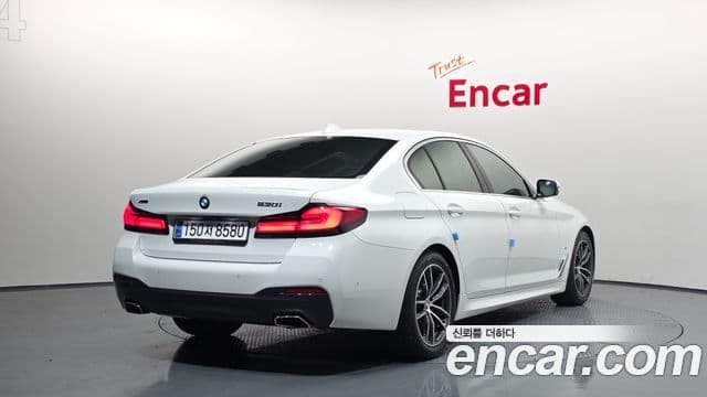 BMW 5 Series 2022 — Şəkil 2/20
