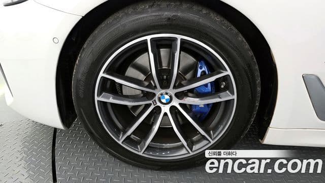 BMW 5 Series 2022 — Şəkil 5/20