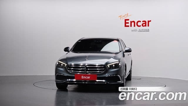 Mercedes-Benz E-Class 2021 — ფოტო 3/20