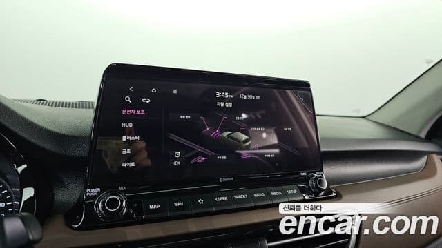 Kia Seltos 2021 — ფოტო 18/20