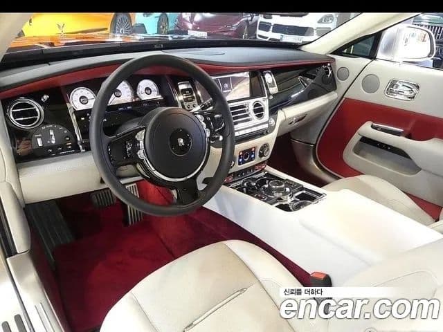 Rolls-Royce Wraith 2019 — ფოტო 9/20