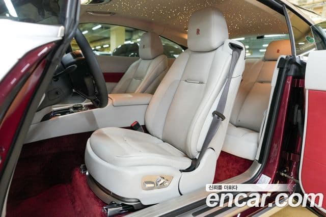 Rolls-Royce Wraith 2019 — ფოტო 11/20