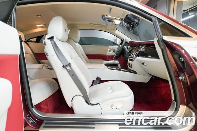 Rolls-Royce Wraith 2019 — ფოტო 12/20