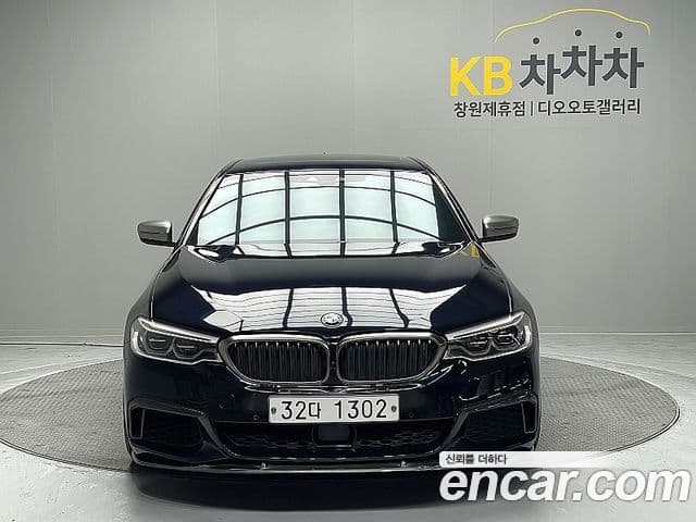 BMW 5 Series 2019 — Photo 5/20