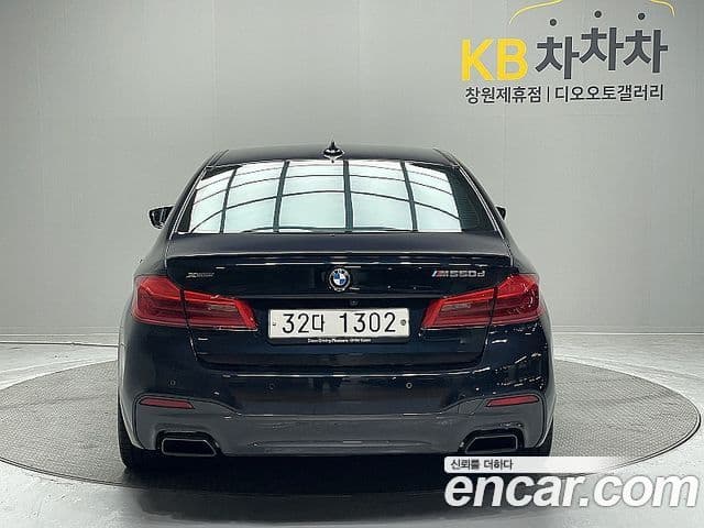 BMW 5 Series 2019 — Photo 4/20