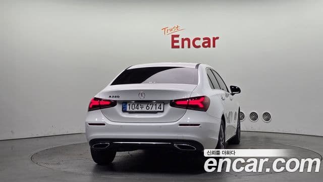 Mercedes-Benz A-Class 2021 — Photo 17/20
