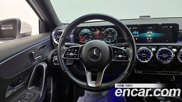 Mercedes-Benz A-Class 2021 — Şəkil 16/20