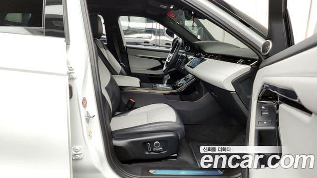 Land Rover Range Rover Evoque 2022 — Photo 3/20
