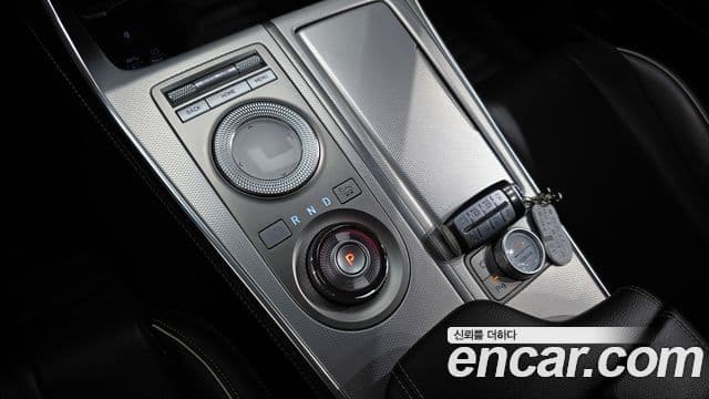 Genesis GV80 2020 — ფოტო 9/20