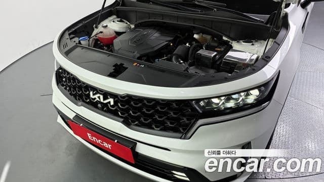 Kia Sorento 2022 — Photo 8/20
