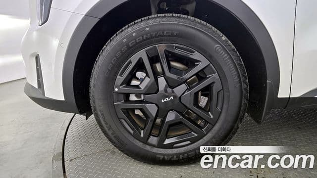 Kia Sorento 2024 — ფოტო 5/20