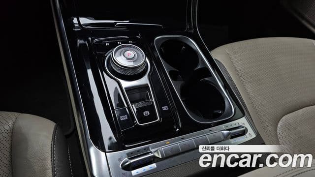 Kia Carnival 2021 — Фото 9/20