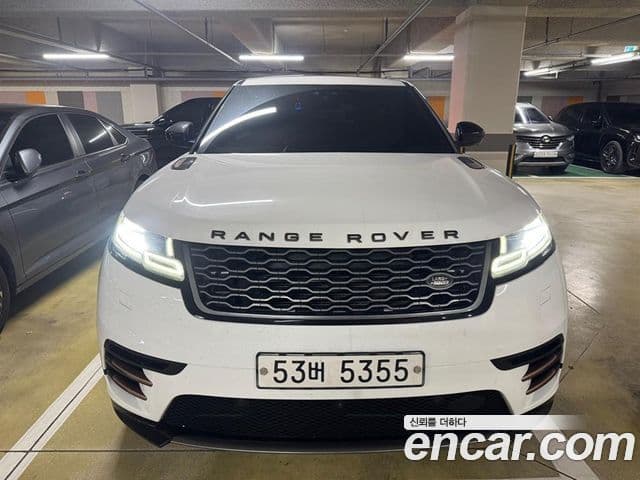 Land Rover Range Rover Velar 2018 — ფოტო 10/20