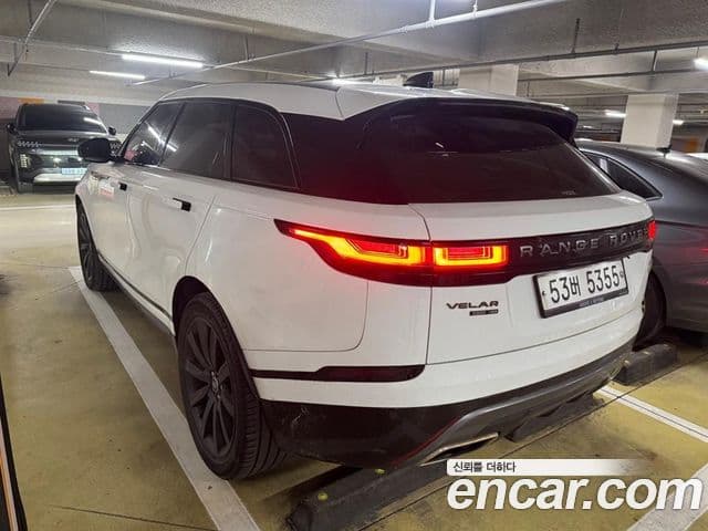 Land Rover Range Rover Velar 2018 — ფოტო 2/20