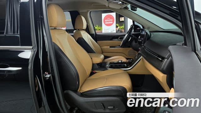Kia Carnival 2021 — Şəkil 10/20