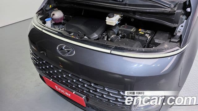 Hyundai Staria 2022 — Фото 6/20