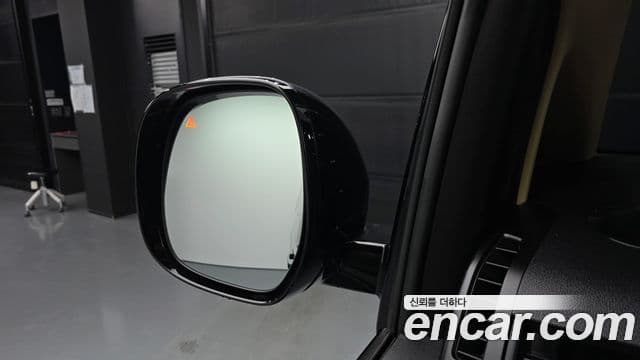 Hyundai Staria 2022 — Фото 18/20
