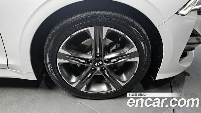Kia K5 2020 — Şəkil 15/20