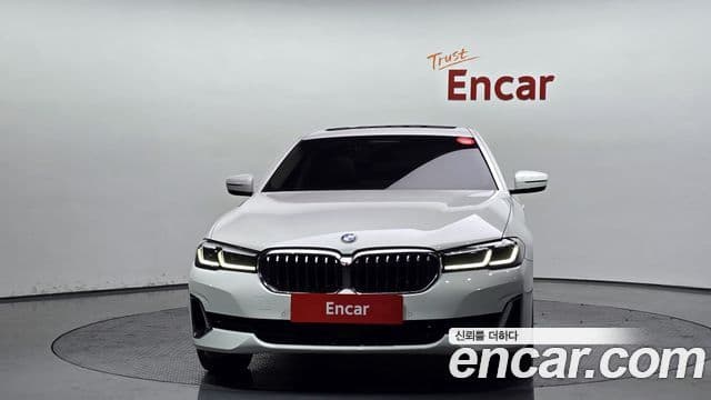 BMW 5 Series 2023 — Şəkil 3/20