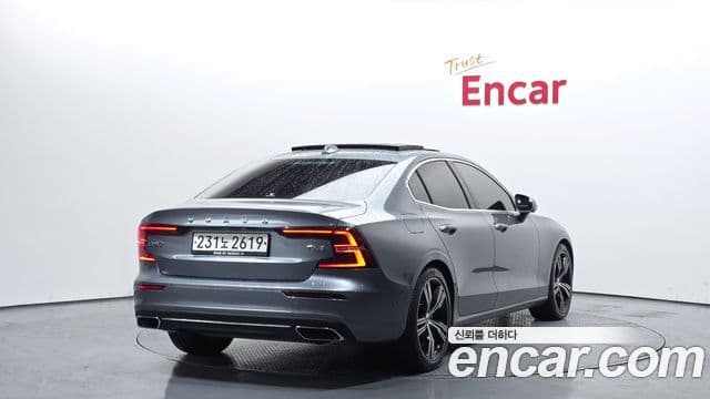 Volvo S60 2019 — Şəkil 2/20