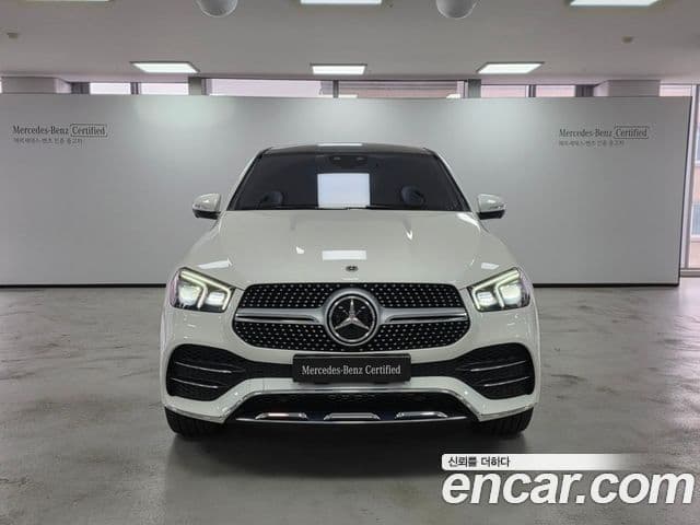 Mercedes-Benz GLE-Class 2023 — Photo 13/17