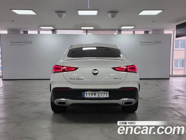 Mercedes-Benz GLE-Class 2023 — Photo 2/17