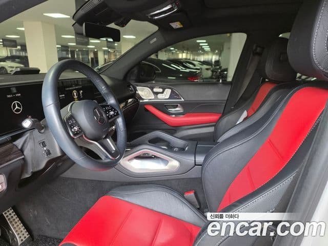 Mercedes-Benz GLE-Class 2023 — Photo 11/17