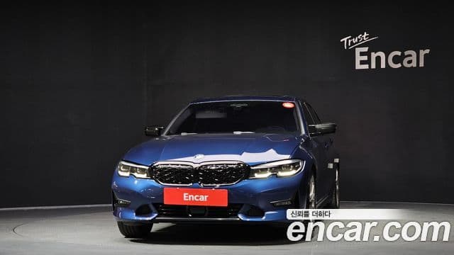 BMW 3 Series 2022 — ფოტო 2/20