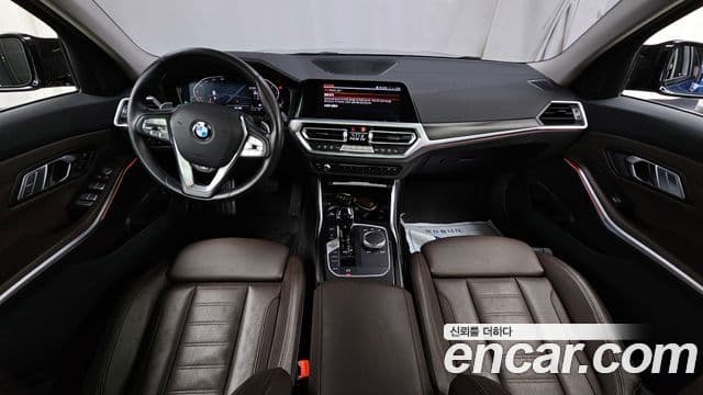 BMW 3 Series 2022 — фото 6 из 20
