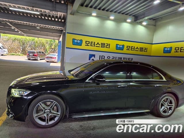 Mercedes-Benz S-Class 2022 — ფოტო 7/20