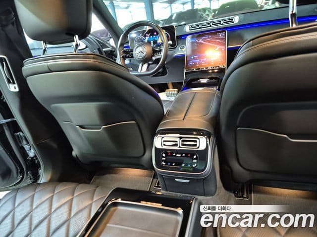 Mercedes-Benz S-Class 2022 — ფოტო 15/20