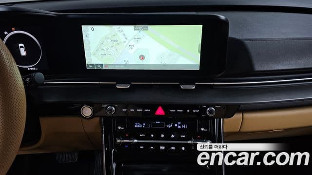 Kia Carnival 2021 — Şəkil 15/20