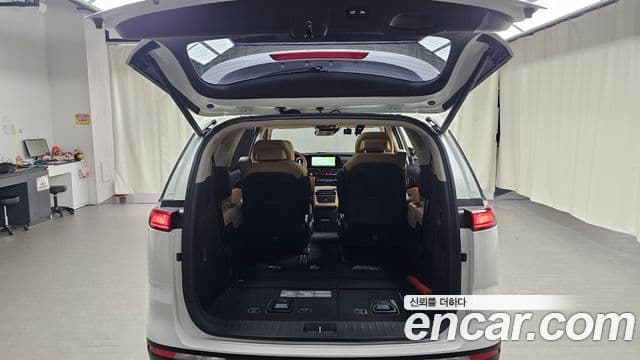 Kia Carnival 2021 — Şəkil 20/20
