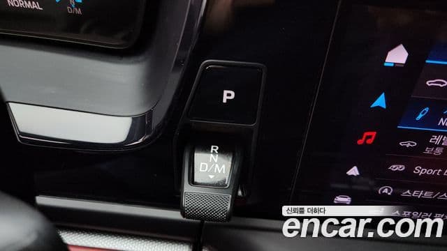 Porsche Panamera 2024 — ფოტო 8/20