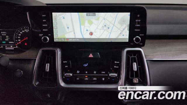 Kia Sorento 2021 — Фото 15/20