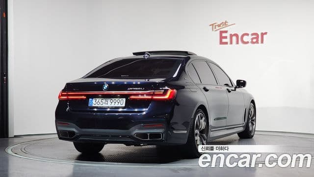 BMW 7 Series 2022 — Şəkil 17/20