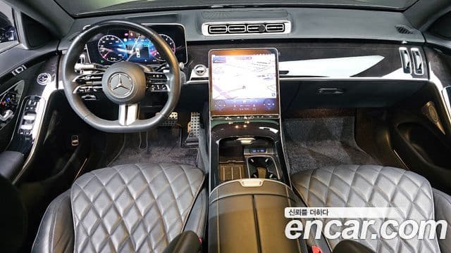 Mercedes-Benz S-Class 2023 — Photo 4/20