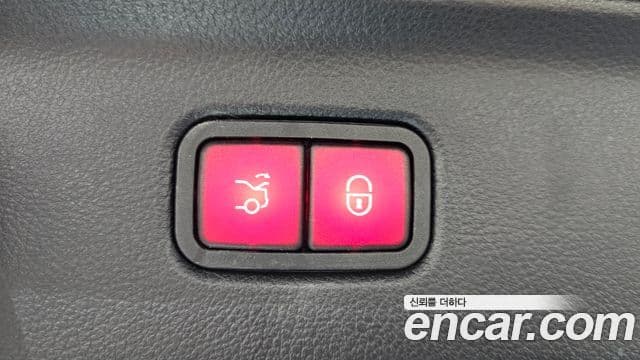 Mercedes-Benz S-Class 2023 — Photo 12/20