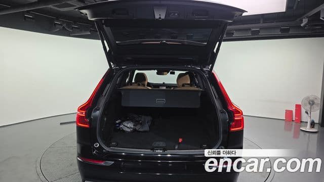 Volvo XC60 2020 — Şəkil 20/20