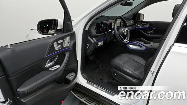 Mercedes-Benz GLE-Class 2024 — Şəkil 9/20