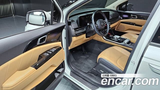 Kia Carnival 2021 — ფოტო 11/20