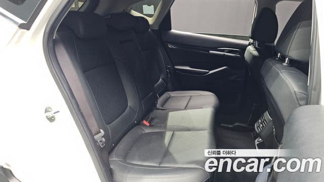 Kia Seltos 2021 — Фото 12/20