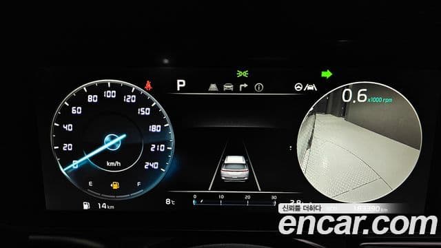 Kia Carnival 2020 — ფოტო 8/20