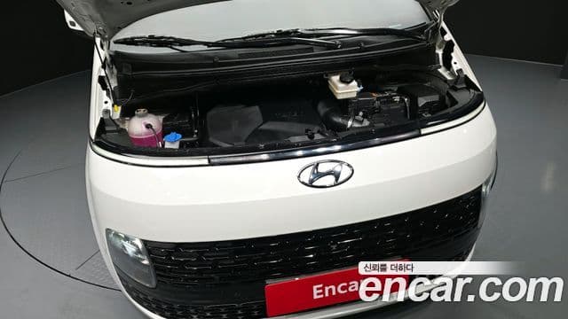 Hyundai Staria 2021 — Фото 6/20