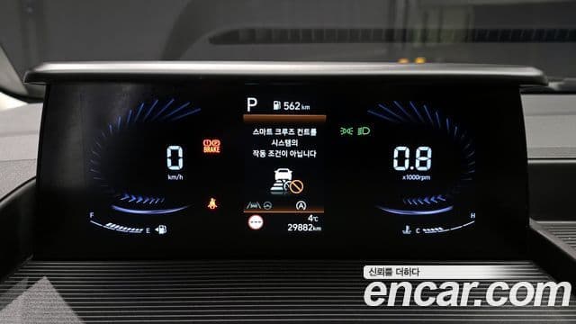 Hyundai Staria 2021 — Фото 8/20