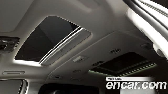 Hyundai Staria 2021 — Фото 19/20
