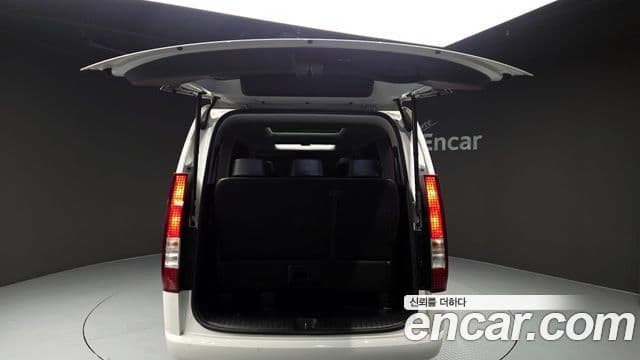 Hyundai Staria 2021 — Фото 20/20