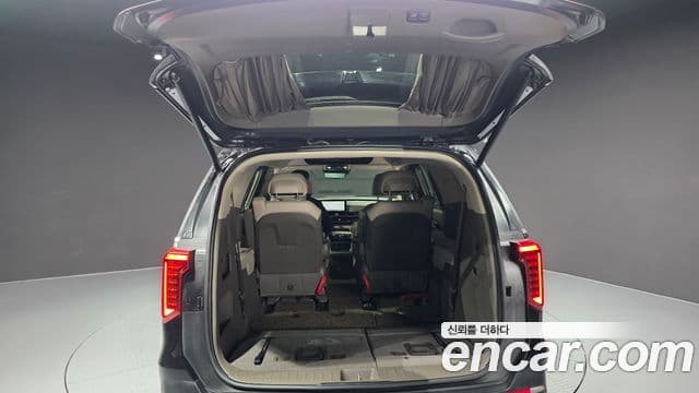 Kia Carnival 2024 — Фото 20/20